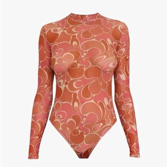 ANDREA IYAMAH - ELLE CARO PRINT BODYSUIT- SIZE XS

ELLE CARO PRINT BODYSUIT
$160 - Picture 4 of 6
